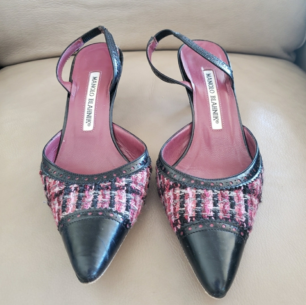 Pink and Black Tweed Manolo Blahnik Slingback Heels